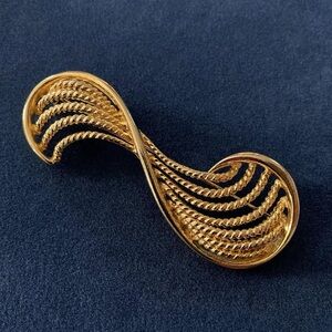 Midcentury Swirl Pin Brooch Gold Tone Abstract Design